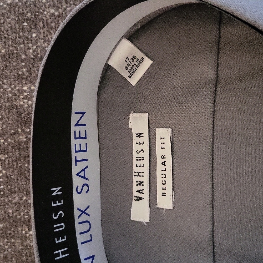 Van Heusen grey men's dress shirt NWT Size 17 34/35 - Picture 2 of 4